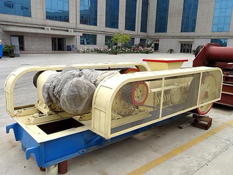 時產(chǎn)5-10噸小型對輥機哪里有賣？價格多少