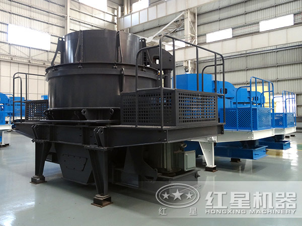 新型制砂機側面圖