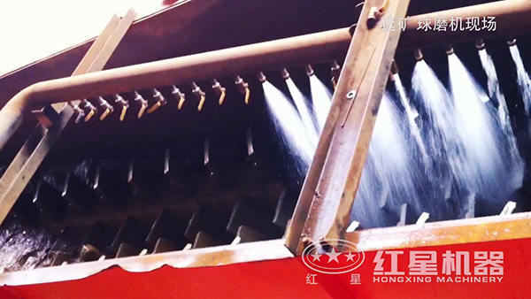 球磨機(jī)生產(chǎn)線現(xiàn)場實拍