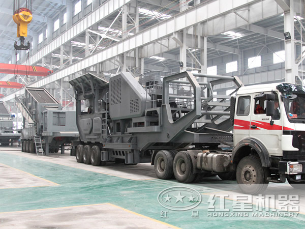車載移動破碎機(jī)生產(chǎn)車間