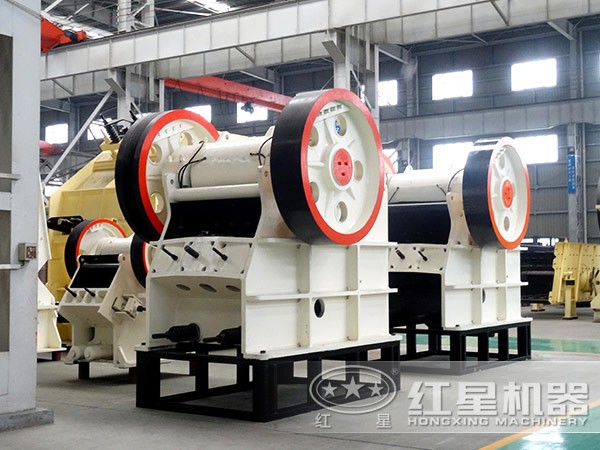 一臺小型碎石機(jī)多少錢