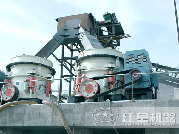 圓錐破碎機(jī)現(xiàn)場(chǎng)圖